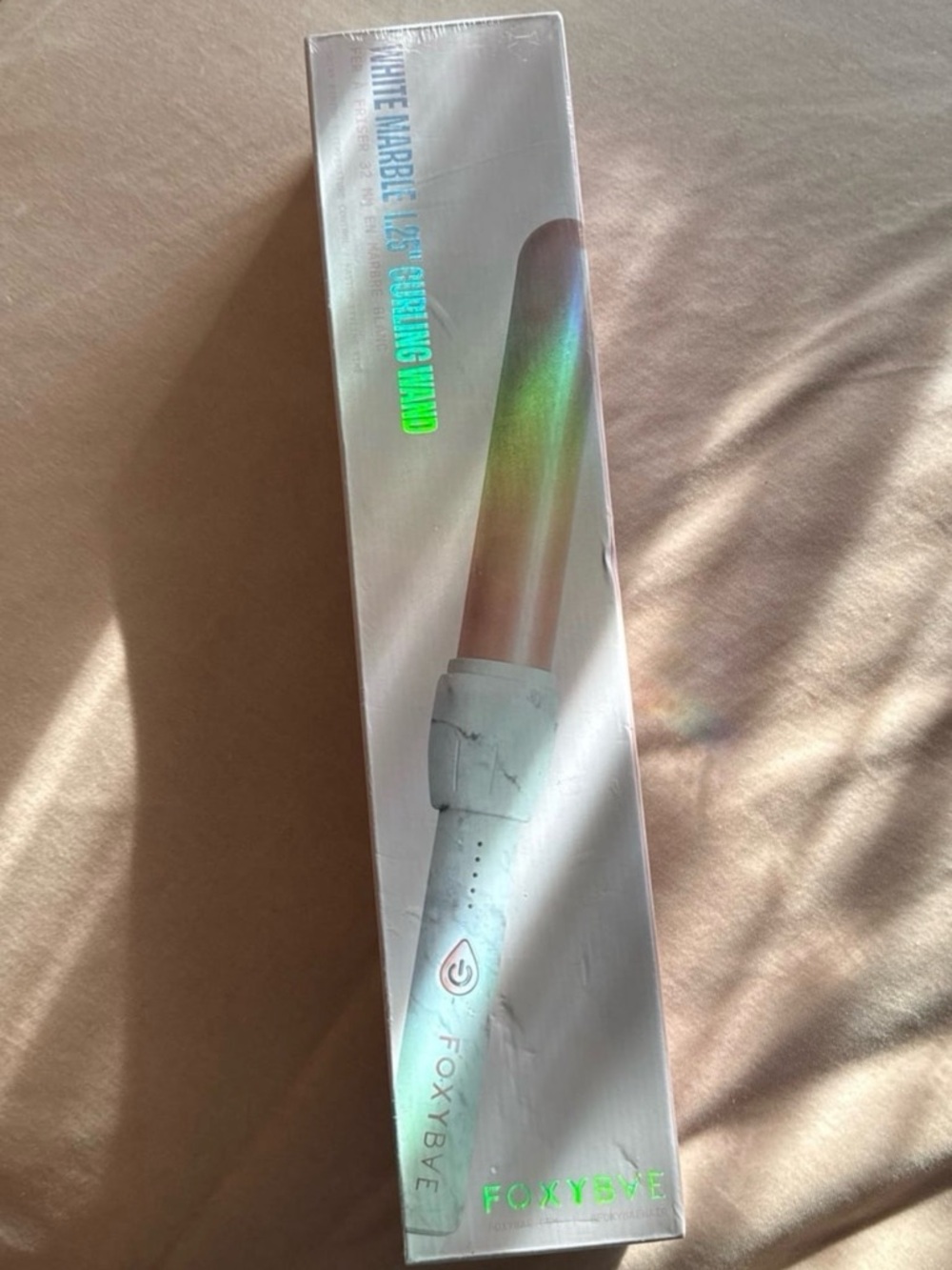 FOXYBae White Marble Curling Wand - White